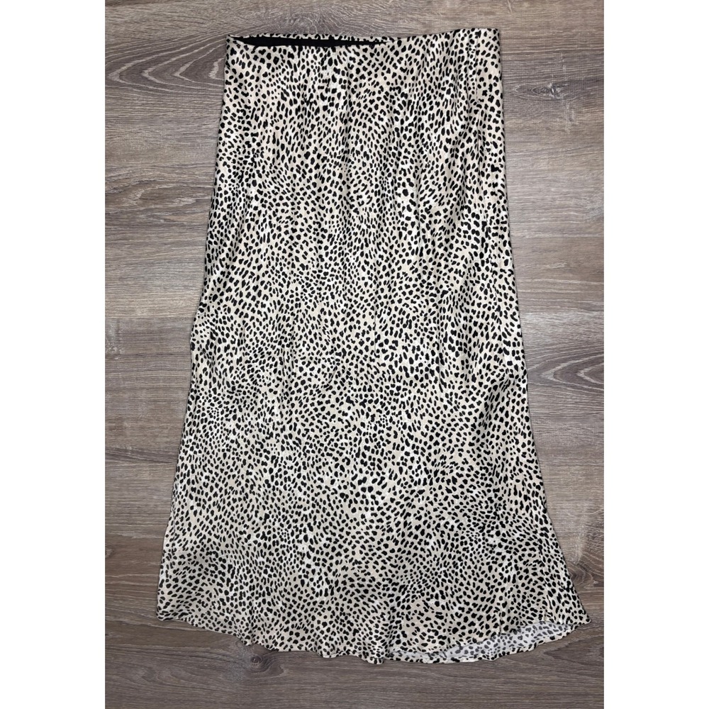 H&M Leopard Print Midi Skirt Women's Medium Tan Black Animal Print Viscose Slip